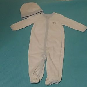 Miniclasix footed outfit with hat